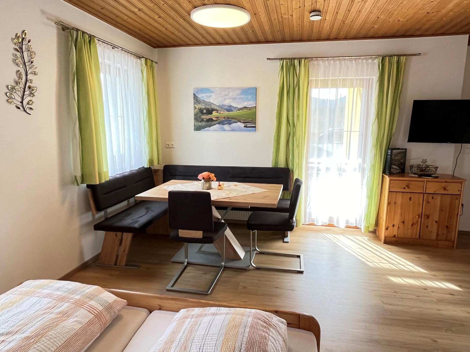 Hotel Gasthof Seeblick Zeutschach Екстериор снимка