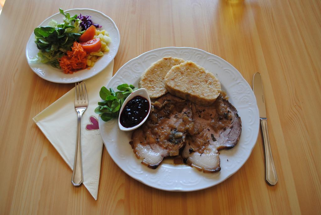 Hotel Gasthof Seeblick Zeutschach Екстериор снимка